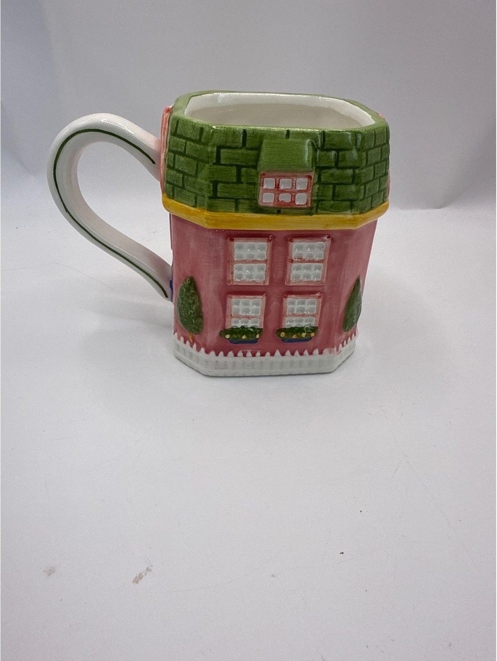 Avon Cottage Collection ceramic mug pink Victorian building